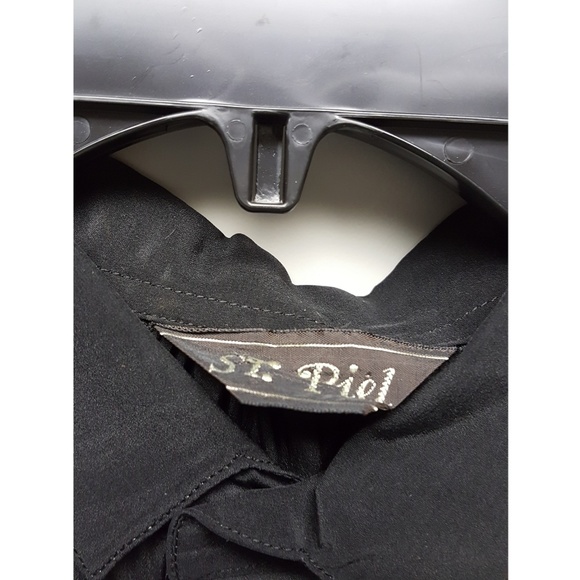 St .Piel Blouses - Picture 5 of 5